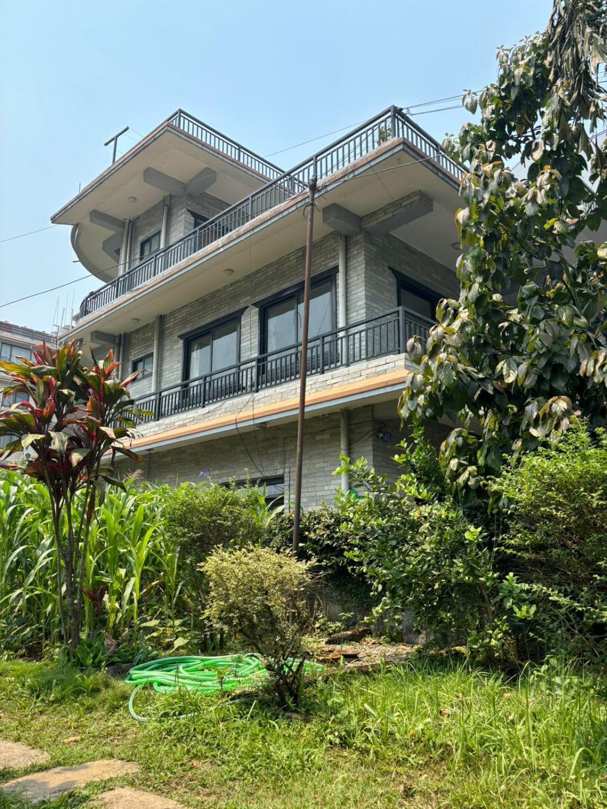 Cherry Garden Pokhara Luaran gambar